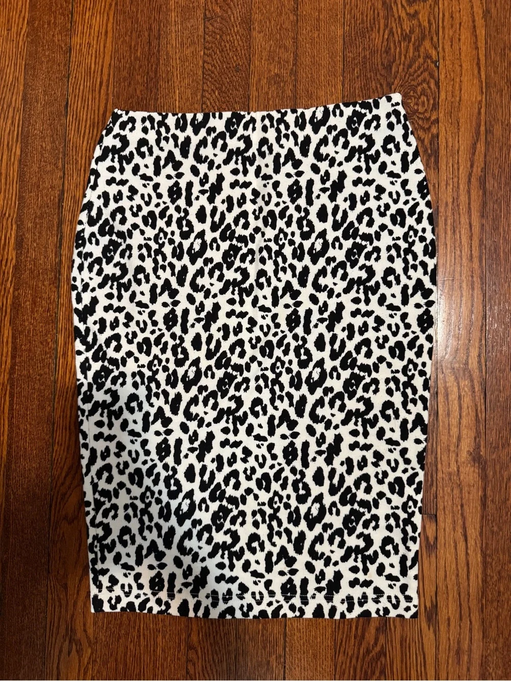 Truworths Black & White Leopard Print Pull On Stretchy Midi Pencil Skirt Size S